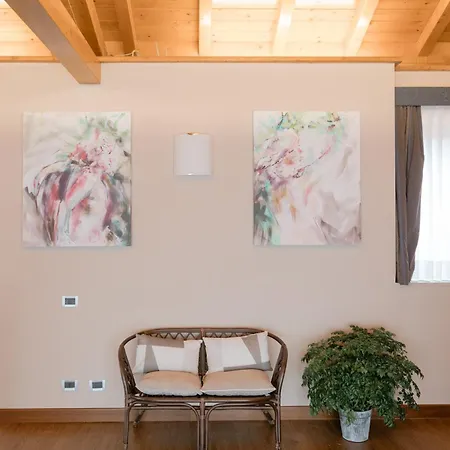 Poggio Regillo Hotel