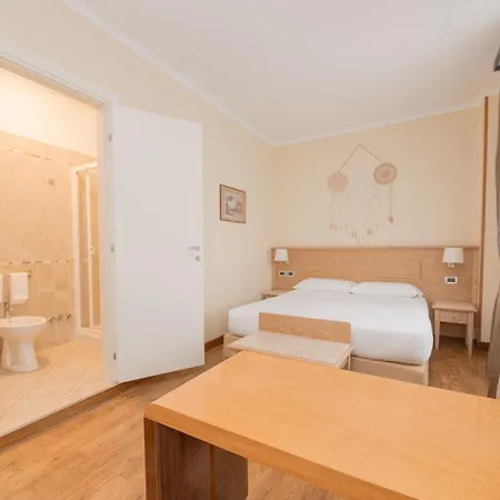 Poggio Regillo 3*